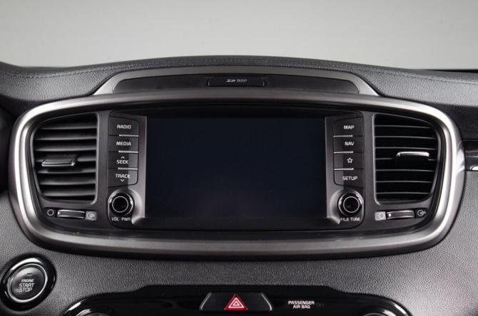Kia Sorento III Prime Рестайлинг с пробегом 2017 года, цена 2 849 000 рублей, 104000 км, внедорожник, Автокод Объявления