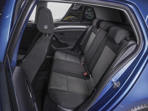 Volkswagen Golf VII с пробегом 2014 года, цена 1 690 000 рублей, 142011 км, хэтчбек, Автокод Объявления