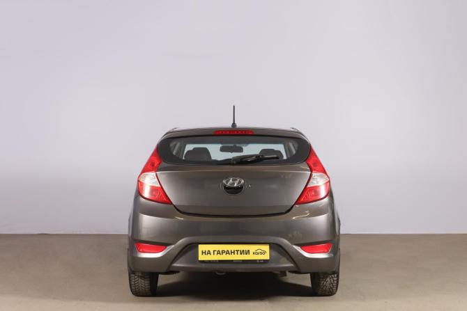 Hyundai Solaris I с пробегом 2012 года, цена 899 000 рублей, 175000 км, хэтчбек, Автокод Объявления