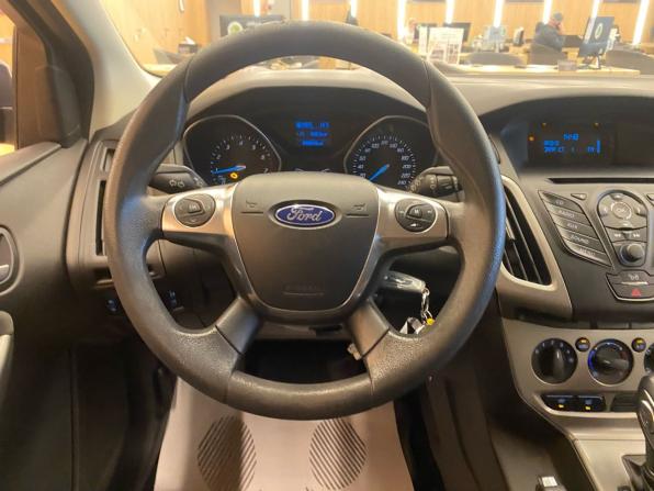 Ford Focus III с пробегом 2013 года, цена 768 000 рублей, 90000 км, хэтчбек, Автокод Объявления