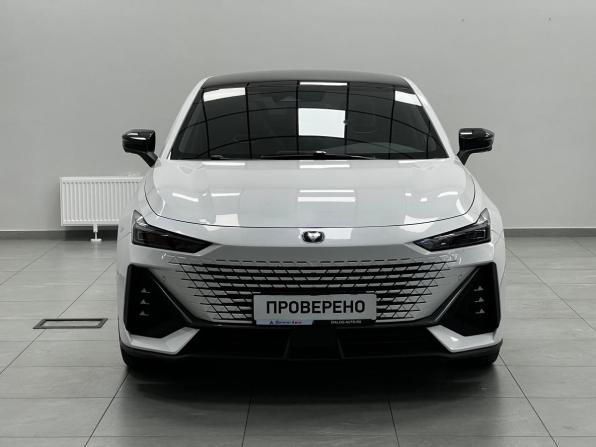 Changan UNI-V I с пробегом 2024 года, цена 2 450 000 рублей, 30000 км, лифтбек, Автокод Объявления