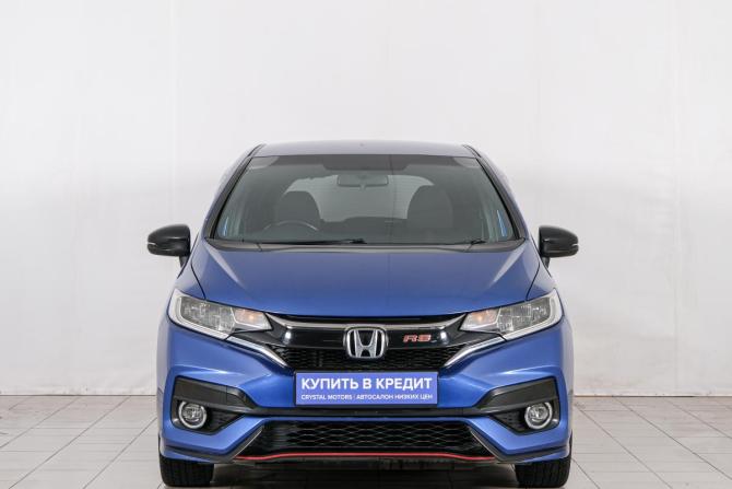 Honda Fit III Рестайлинг с пробегом 2018 года, цена 1 759 000 рублей, 56000 км, хэтчбек, Автокод Объявления