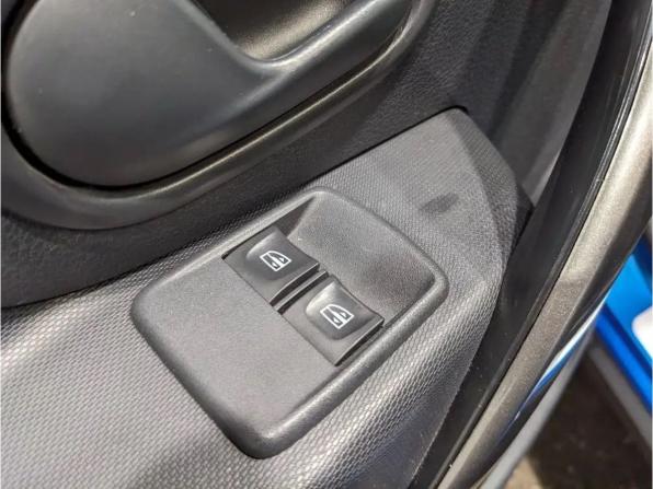 Renault Sandero II с пробегом 2016 года, цена 880 000 рублей, 63500 км, хэтчбек, Автокод Объявления