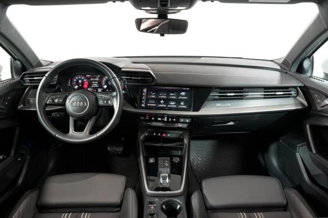 Audi A3 IV (8Y) с пробегом 2021 года, цена 3 150 000 рублей, 28240 км, хэтчбек, Автокод Объявления