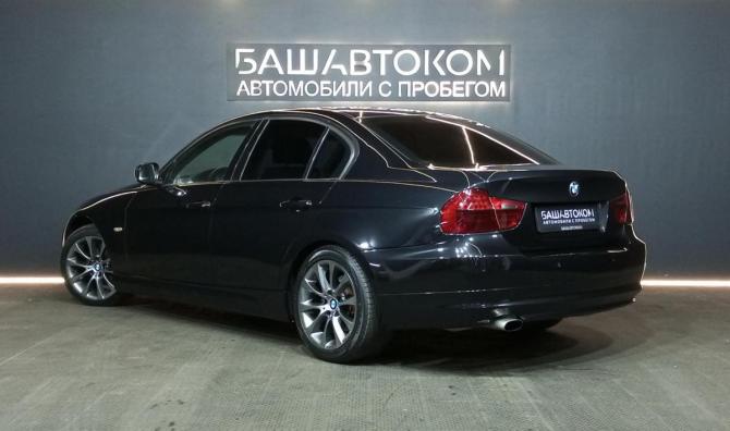 BMW 3 серии V (E90/E91/E92/E93) Рестайлинг с пробегом 2010 года, цена 1 370 000 рублей, 261982 км, седан, Автокод Объявления