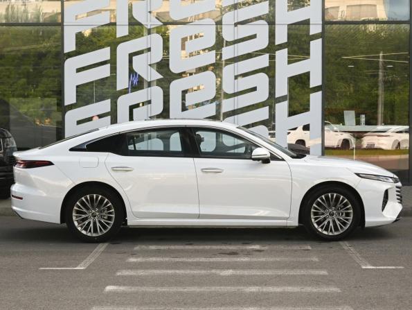 FAW Bestune B70 I Рестайлинг с пробегом 2024 года, цена 2 599 000 рублей, 57 км, лифтбек, Автокод Объявления