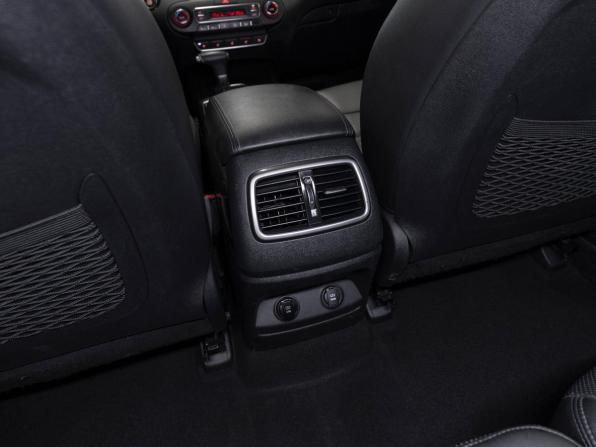 Kia Sorento III Prime Рестайлинг с пробегом 2019 года, цена 3 080 000 рублей, 79851 км, внедорожник, Автокод Объявления