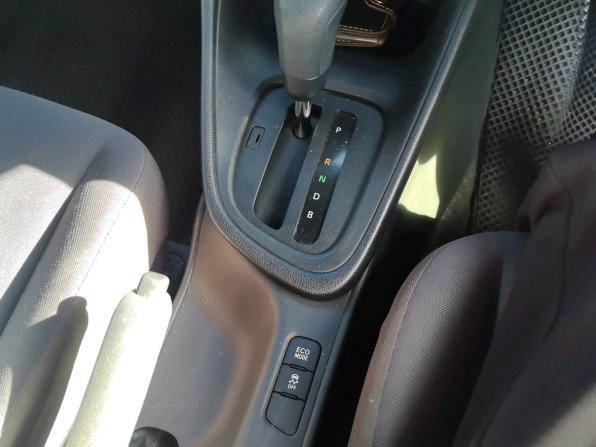 Toyota Yaris IV с пробегом 2021 года, цена 1 380 000 рублей, 103138 км, хэтчбек, Автокод Объявления