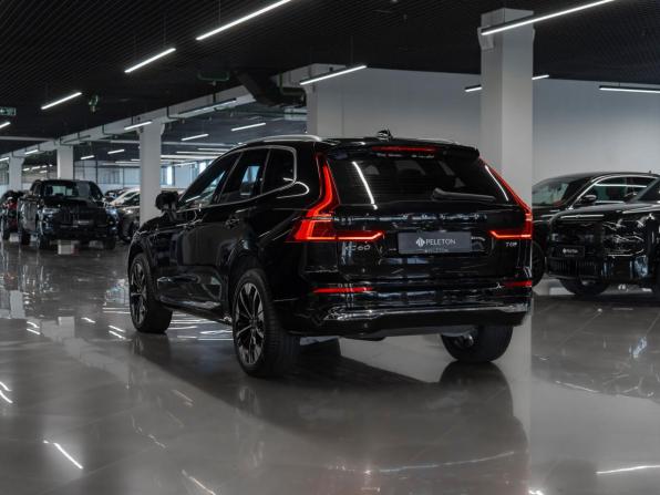 Volvo XC60 II Рестайлинг 2 с пробегом 2025 года, цена 7 450 000 рублей, 633 км, внедорожник, Автокод Объявления