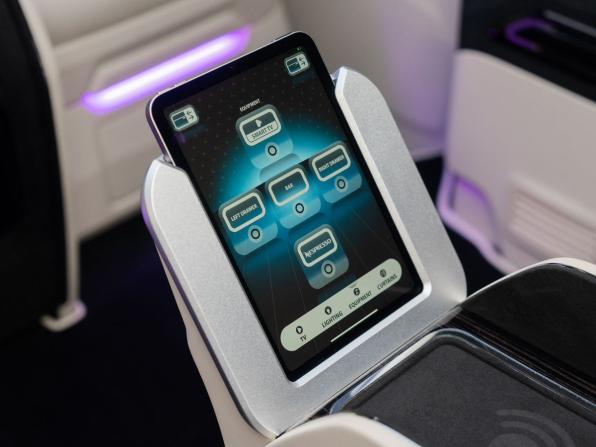 Mercedes-Benz V-Класс III (W447) Рестайлинг 2 с пробегом 2025 года, цена 41 700 000 рублей, 86 км, минивэн, Автокод Объявления