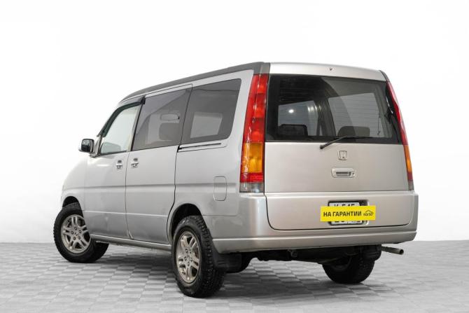 Honda Stepwgn I Рестайлинг с пробегом 2001 года, цена 679 000 рублей, 644000 км, минивэн, Автокод Объявления