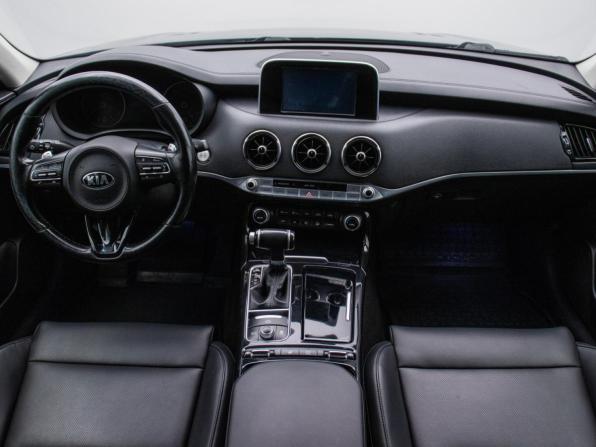 Kia Stinger I с пробегом 2018 года, цена 2 178 000 рублей, 114235 км, лифтбек, Автокод Объявления