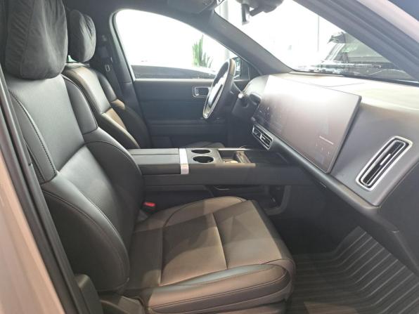 Li Auto (Lixiang) L6 с пробегом 2024 года, цена 6 450 000 рублей, 20393 км, внедорожник, Автокод Объявления