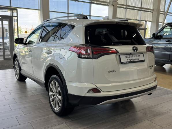 Toyota RAV4 IV (XA40) Рестайлинг с пробегом 2016 года, цена 2 180 000 рублей, 165697 км, внедорожник, Автокод Объявления