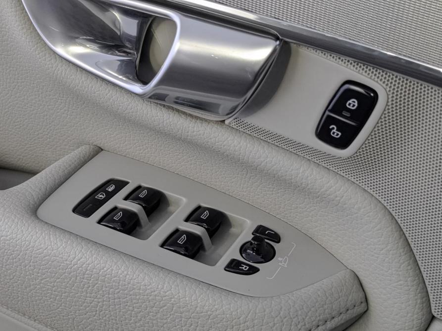 Volvo XC90 II Москва  - изображение 29