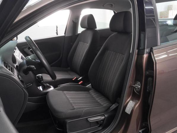 Volkswagen Polo V Рестайлинг с пробегом 2019 года, цена 1 249 000 рублей, 159028 км, седан, Автокод Объявления