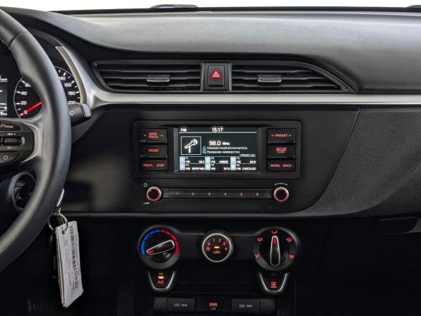 Kia Rio IV Рестайлинг с пробегом 2021 года, цена 1 595 000 рублей, 101768 км, седан, Автокод Объявления