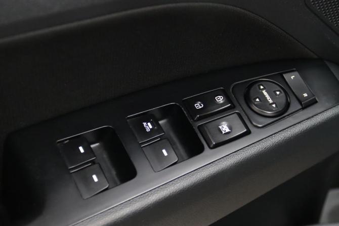Hyundai Elantra VI (AD) Рестайлинг с пробегом 2019 года, цена 1 665 650 рублей, 111956 км, седан, Автокод Объявления