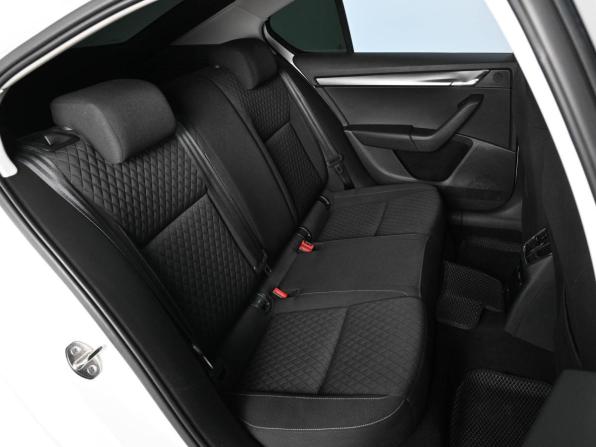 Skoda Octavia III (A7) Рестайлинг с пробегом 2017 года, цена 1 525 000 рублей, 255986 км, лифтбек, Автокод Объявления