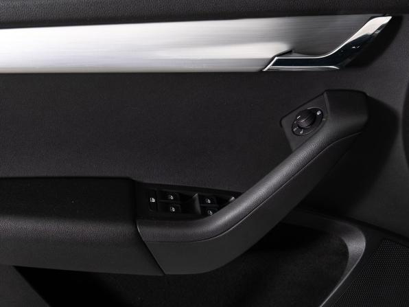 Skoda Octavia III (A7) Рестайлинг с пробегом 2019 года, цена 1 748 000 рублей, 119128 км, лифтбек, Автокод Объявления
