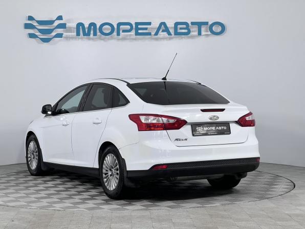 Ford Focus III с пробегом 2013 года, цена 890 000 рублей, 146700 км, седан, Автокод Объявления