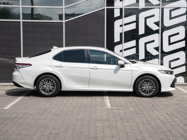 Toyota Camry VIII (XV70) с пробегом 2020 года, цена 2 710 000 рублей, 227021 км, седан, Автокод Объявления