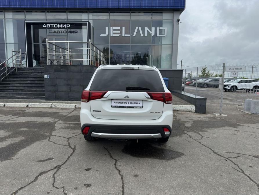 Mitsubishi Outlander III Рестайлинг 2 Саратов  - изображение 6