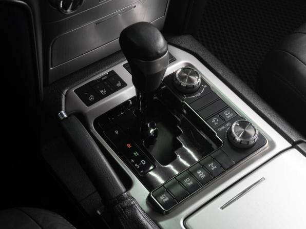 Toyota Land Cruiser 200 Series Рестайлинг 2 с пробегом 2016 года, цена 5 779 000 рублей, 113203 км, внедорожник, Автокод Объявления