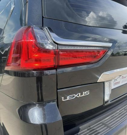 Lexus LX III Рестайлинг 2 с пробегом 2017 года, цена 6 250 000 рублей, 221348 км, внедорожник, Автокод Объявления