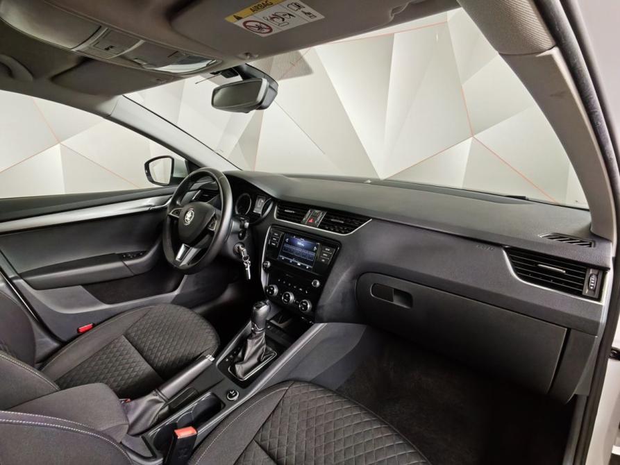 Skoda Octavia III (A7) Рестайлинг Москва  - изображение 12