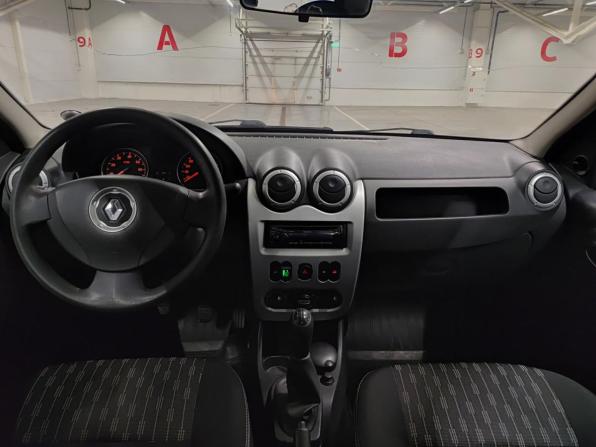 Renault Logan I Рестайлинг с пробегом 2013 года, цена 450 000 рублей, 142480 км, седан, Автокод Объявления