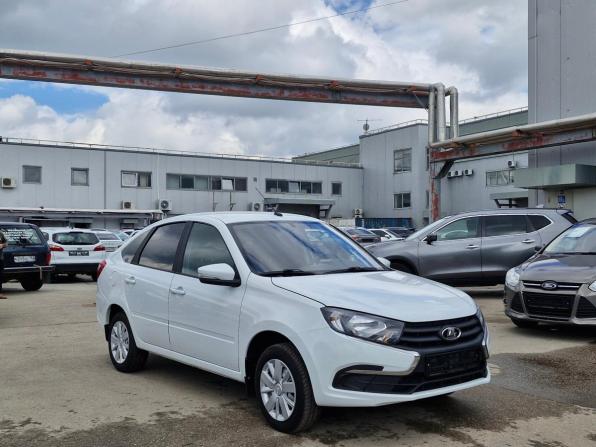 Lada (ВАЗ) Granta I Рестайлинг с пробегом 2024 года, цена 989 000 рублей, 28140 км, лифтбек, Автокод Объявления