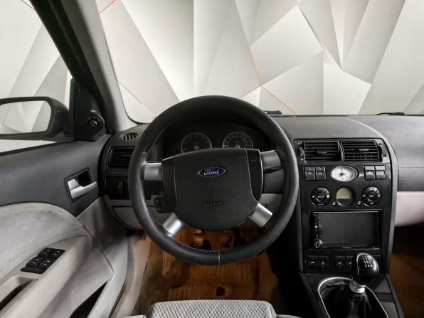 Ford Mondeo III с пробегом 2002 года, цена 263 000 рублей, 343679 км, лифтбек, Автокод Объявления