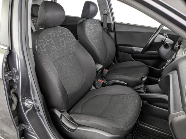 Kia Rio III Рестайлинг с пробегом 2017 года, цена 1 250 000 рублей, 93900 км, хэтчбек, Автокод Объявления