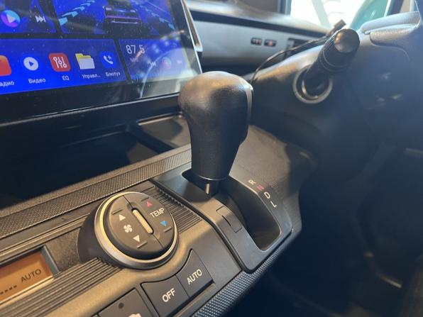 Honda Freed I с пробегом 2010 года, цена 1 020 000 рублей, 187871 км, компактвэн, Автокод Объявления