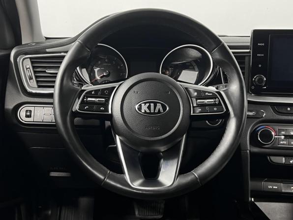 Kia Ceed III с пробегом 2021 года, цена 1 835 000 рублей, 140730 км, универсал, Автокод Объявления