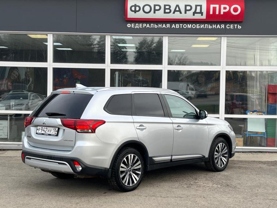 Mitsubishi Outlander III Рестайлинг 3 Ижевск  - изображение 4