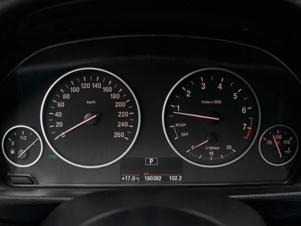 BMW 3 серии VI (F3x) Рестайлинг с пробегом 2017 года, цена 2 060 000 рублей, 180032 км, седан, Автокод Объявления