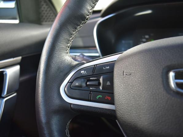 Geely Atlas Pro с пробегом 2022 года, цена 2 099 000 рублей, 32635 км, внедорожник, Автокод Объявления
