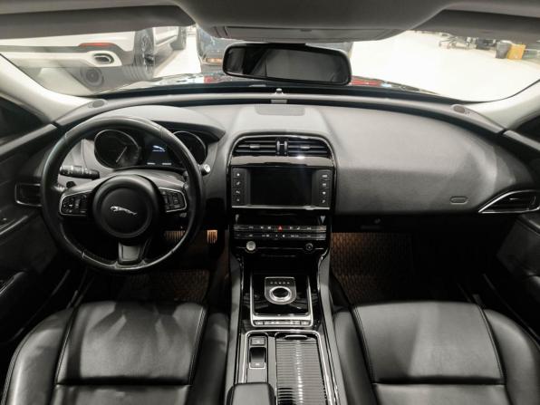 Jaguar XE I с пробегом 2017 года, цена 2 000 000 рублей, 106525 км, седан, Автокод Объявления