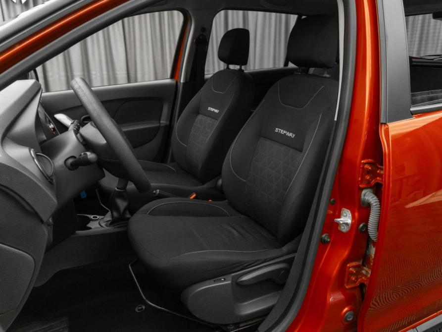Renault Sandero II Москва  - изображение 9