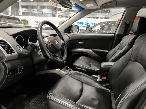Mitsubishi Outlander II Рестайлинг с пробегом 2011 года, цена 899 000 рублей, 300689 км, внедорожник, Автокод Объявления