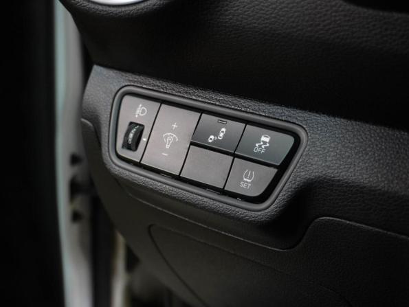 Kia Cerato IV с пробегом 2018 года, цена 1 599 000 рублей, 172407 км, седан, Автокод Объявления