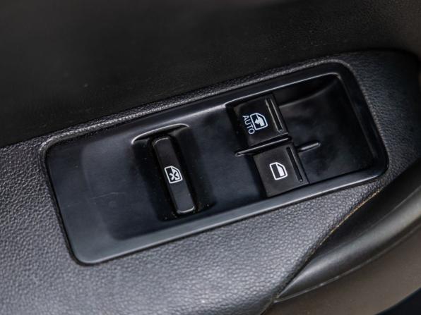 Volkswagen Polo V с пробегом 2013 года, цена 798 000 рублей, 206540 км, седан, Автокод Объявления