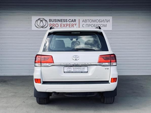 Toyota Land Cruiser 200 Series Рестайлинг 2 с пробегом 2020 года, цена 7 450 000 рублей, 153717 км, внедорожник, Автокод Объявления