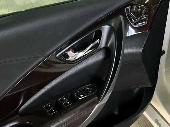 Hyundai Grandeur V с пробегом 2011 года, цена 1 290 000 рублей, 165137 км, седан, Автокод Объявления