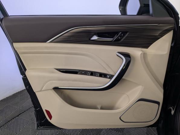 Bestune T77 с пробегом 2022 года, цена 1 520 000 рублей, 100151 км, внедорожник, Автокод Объявления