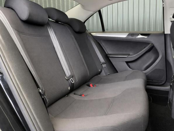 Volkswagen Jetta VI Рестайлинг с пробегом 2015 года, цена 1 287 000 рублей, 115685 км, седан, Автокод Объявления