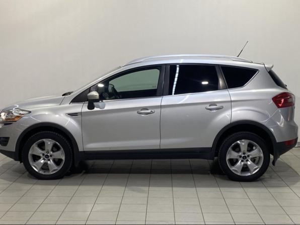 Ford Kuga I с пробегом 2010 года, цена 869 500 рублей, 280932 км, внедорожник, Автокод Объявления