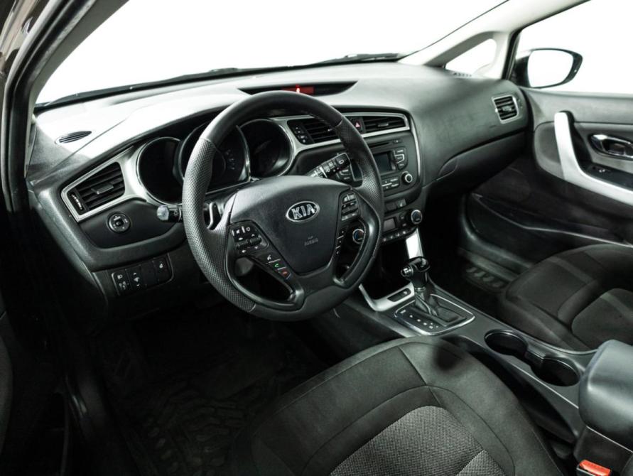 Kia Ceed II Рестайлинг Санкт-Петербург  - изображение 11